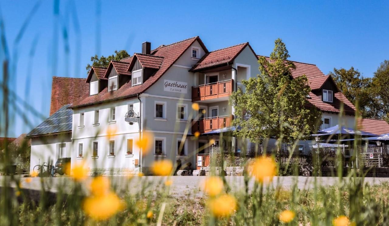 Gasthaus Zur Linde Dombuhl Exteriér fotografie